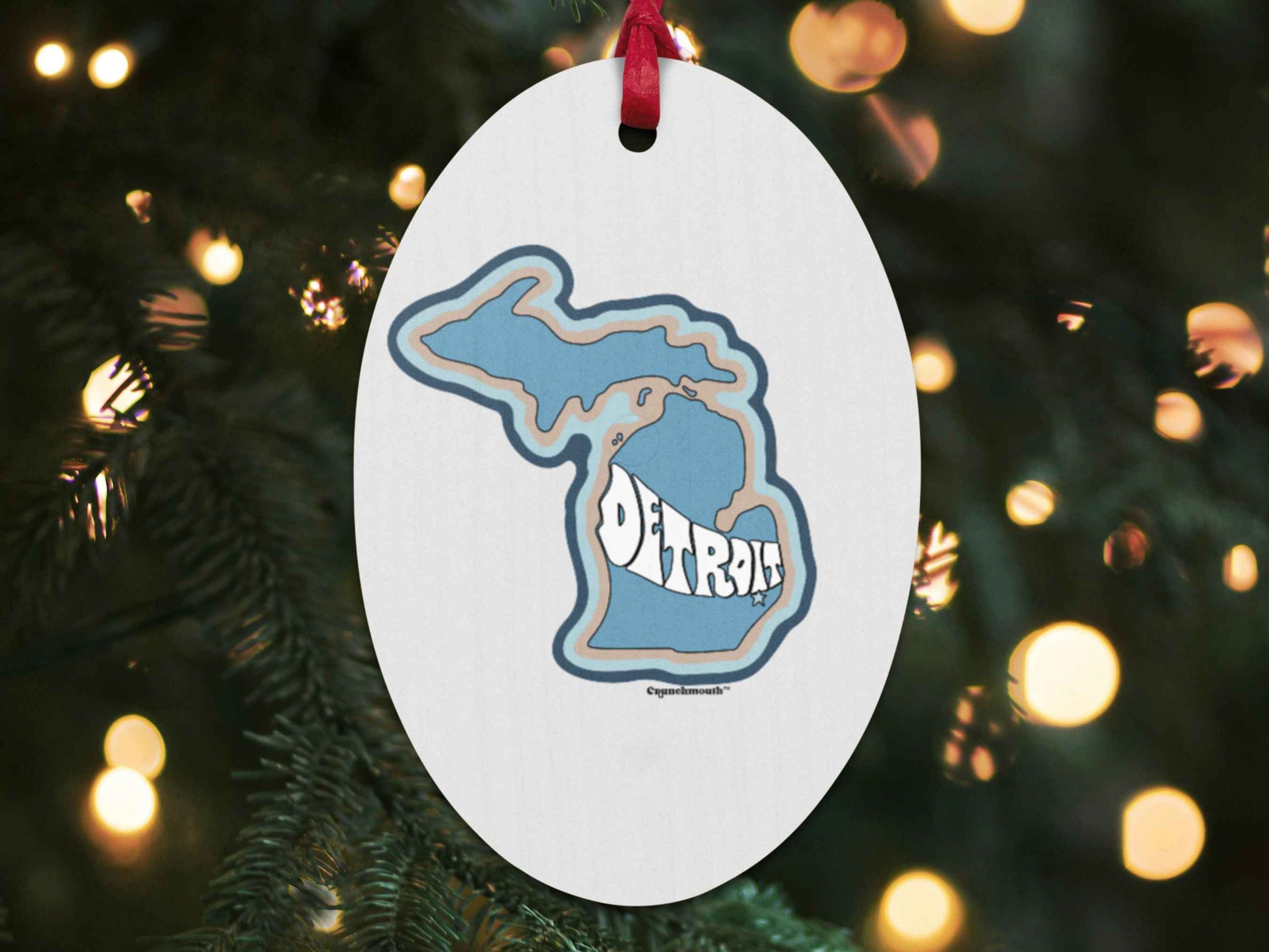 detroit ornament, back, Christmas tree background