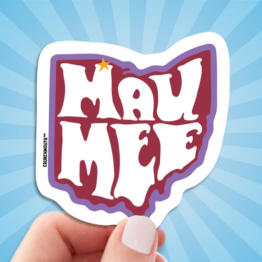 Maumee ohio travel luggage sticker, hand display, sun rays design background
