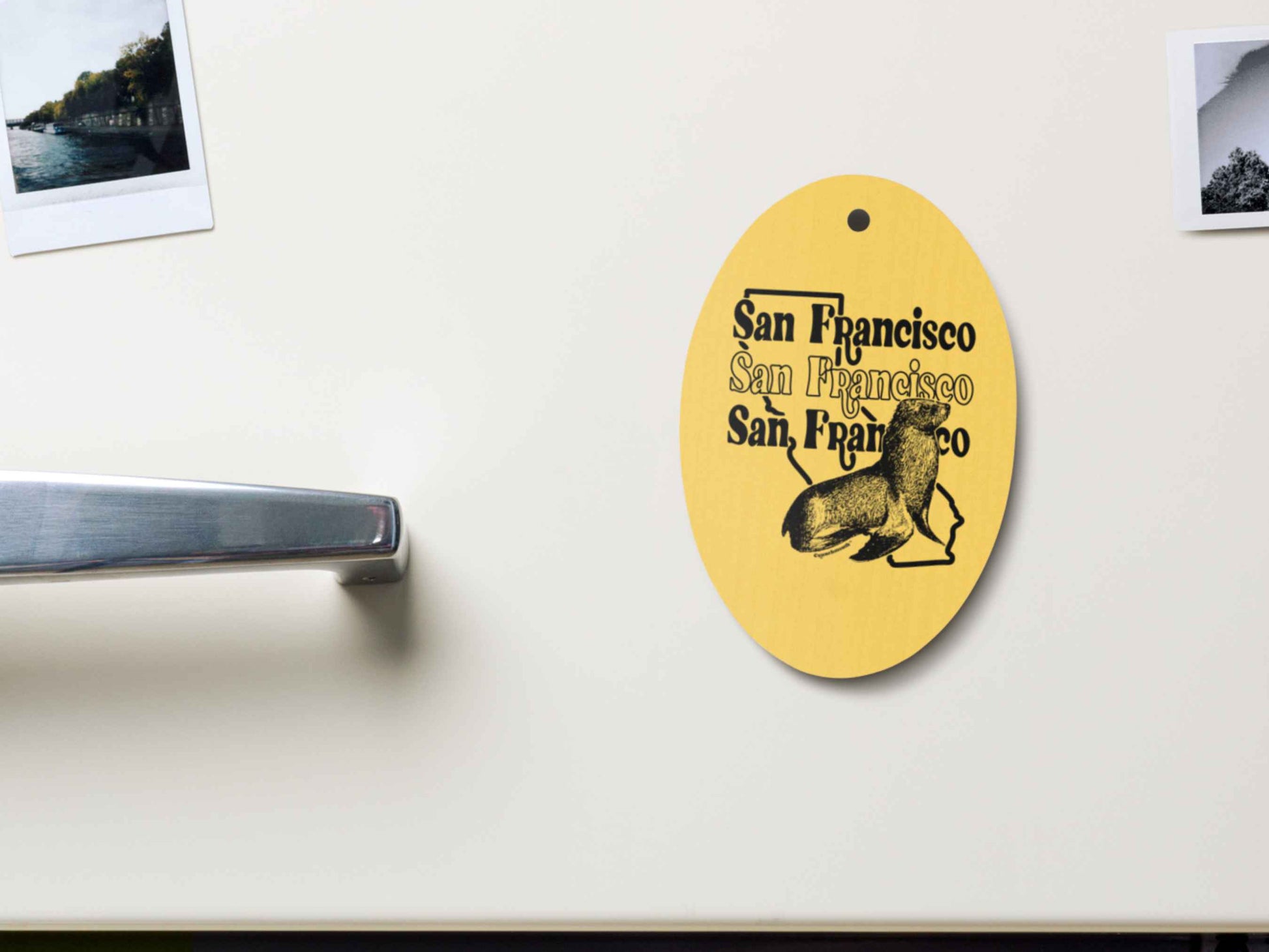 san francisco ornament, retro Christmas ornaments, front, magnet displayed on metal file cabinet